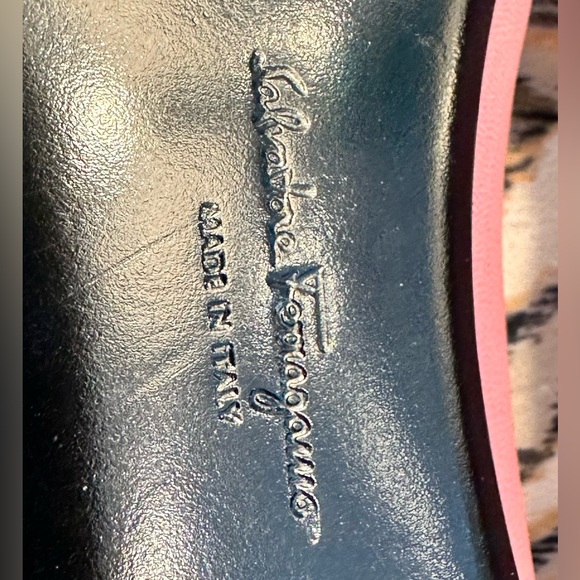 Salvatore Ferragamo tan/lilac flats - Picture 9 of 11